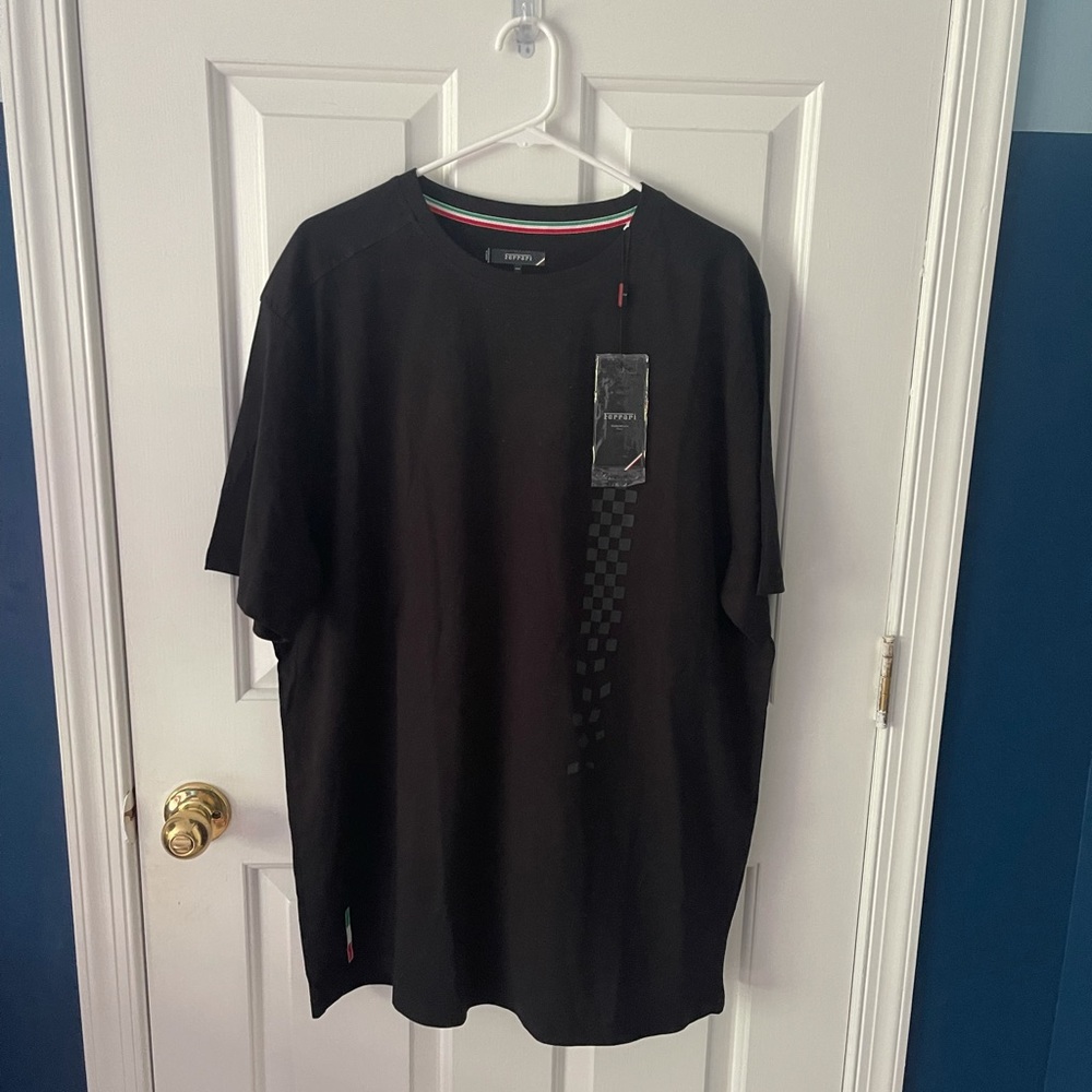 Men’s Ferrari tee-shirt